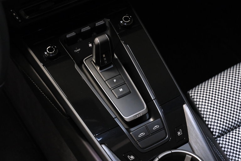 Porsche 992 Edition 50 Jahre Porsche Design