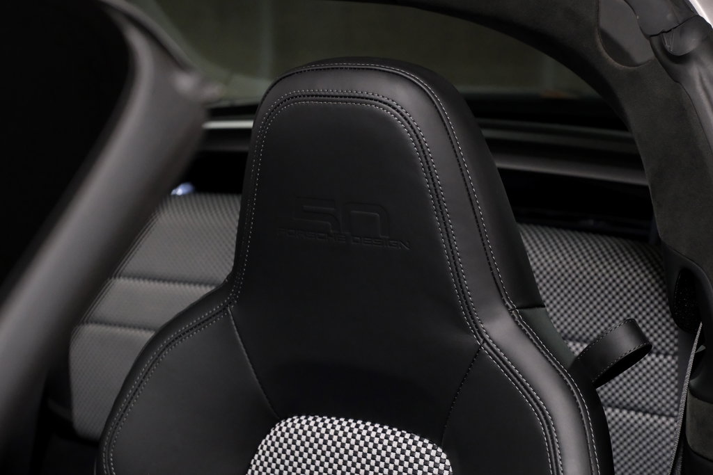 Porsche 992 Edition 50 Jahre Porsche Design