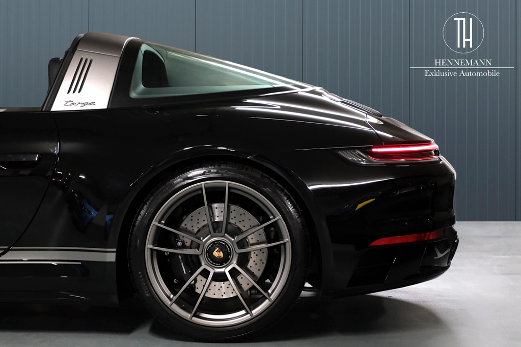 Porsche 992 Edition 50 Jahre Porsche Design