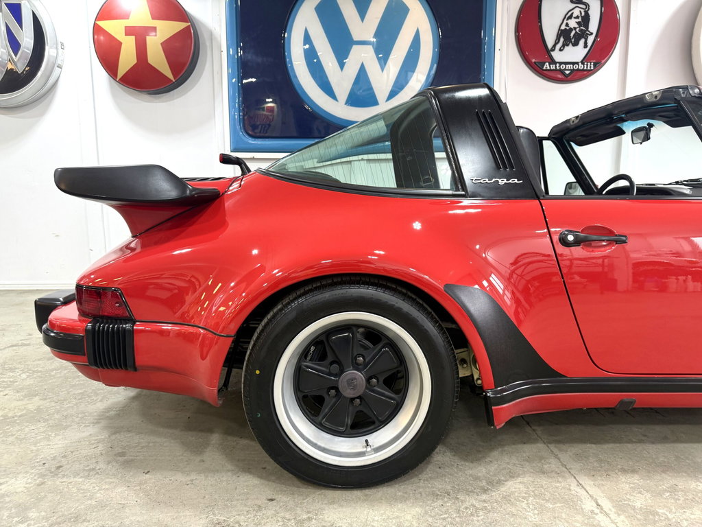 Porsche 911 Carrera 3.2 WTL