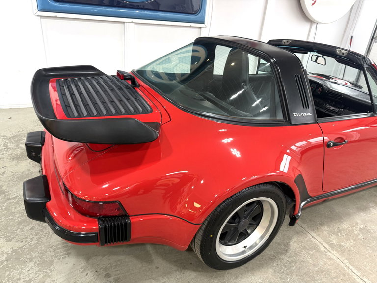 Porsche 911 Carrera 3.2 WTL