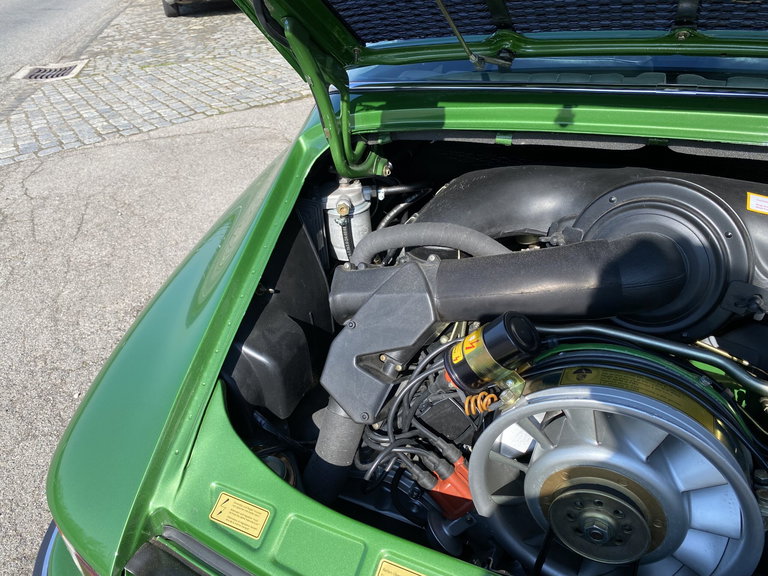 Porsche 911 E