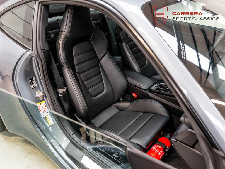 Porsche 992.2 Carrera