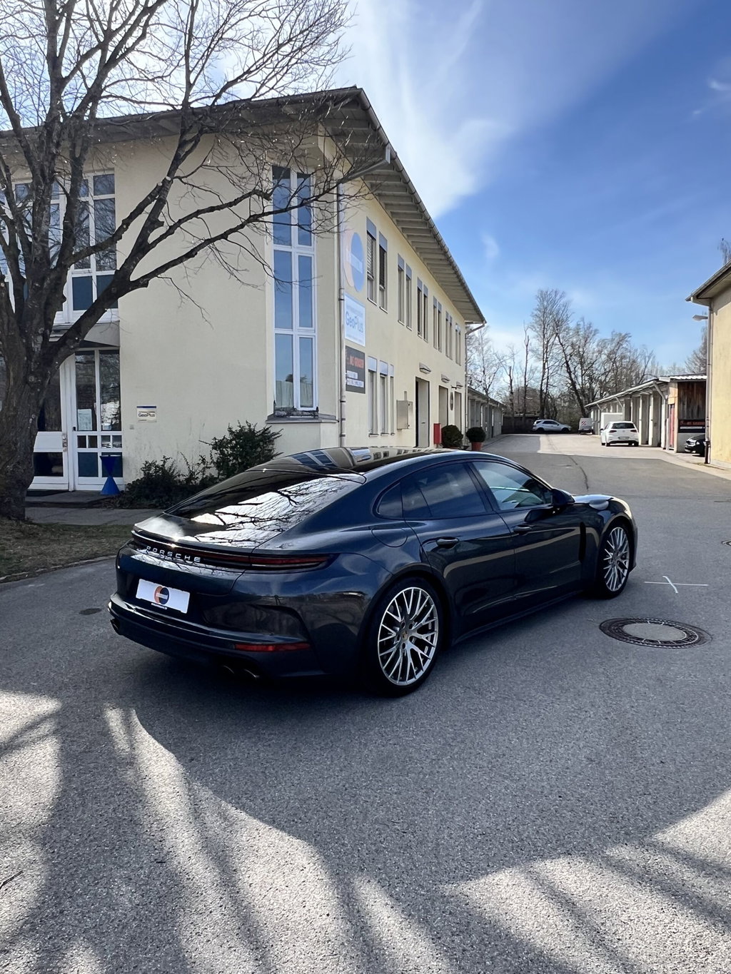 Porsche Panamera 4