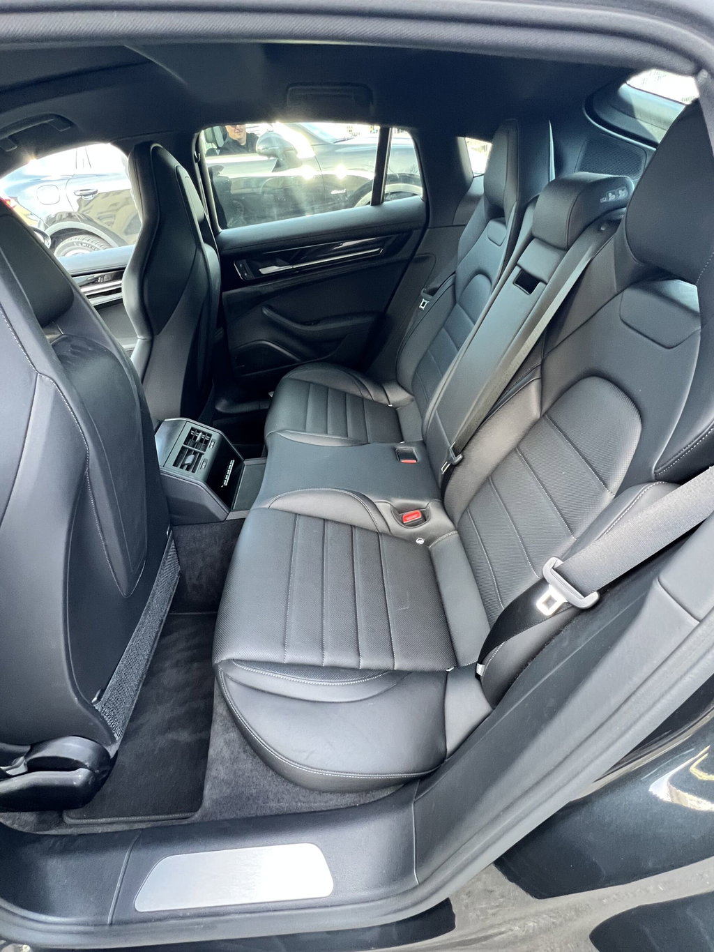 Porsche Panamera 4