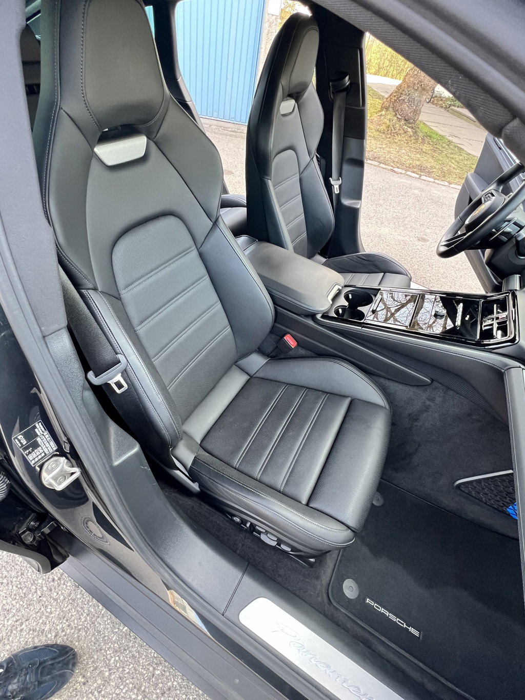Porsche Panamera 4