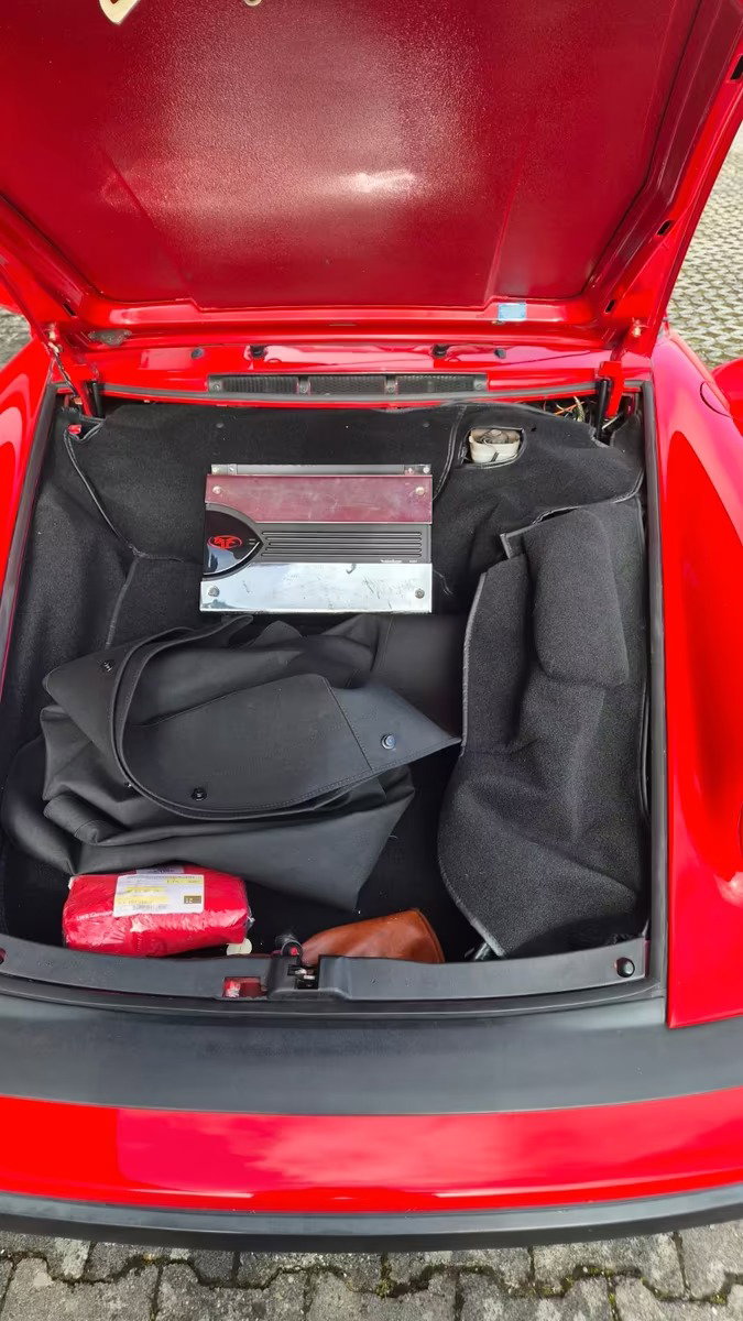 Porsche 911 Carrera 3.2 (US)