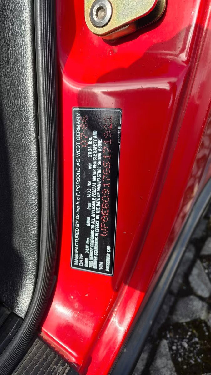 Porsche 911 Carrera 3.2 (US)