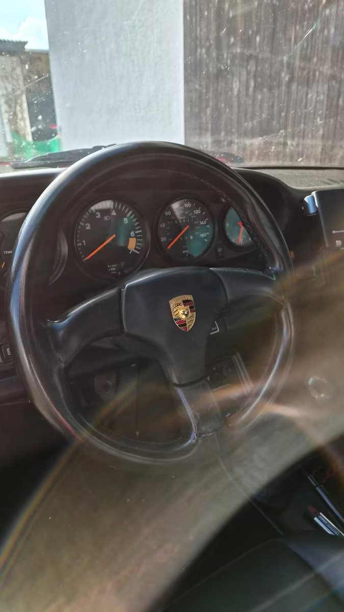 Porsche 911 Carrera 3.2 (US)