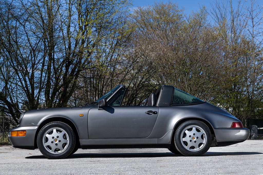 Porsche 964 Carrera 4
