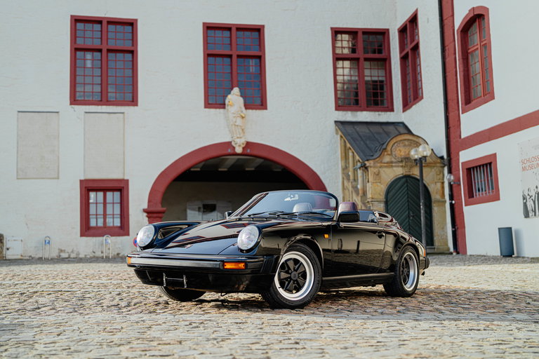 Porsche 911 Carrera 3.2 Speedster