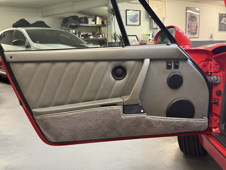Porsche 964 Carrera 4