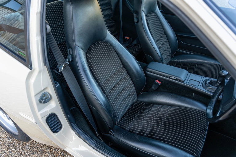 Porsche 944 Turbo Coupé