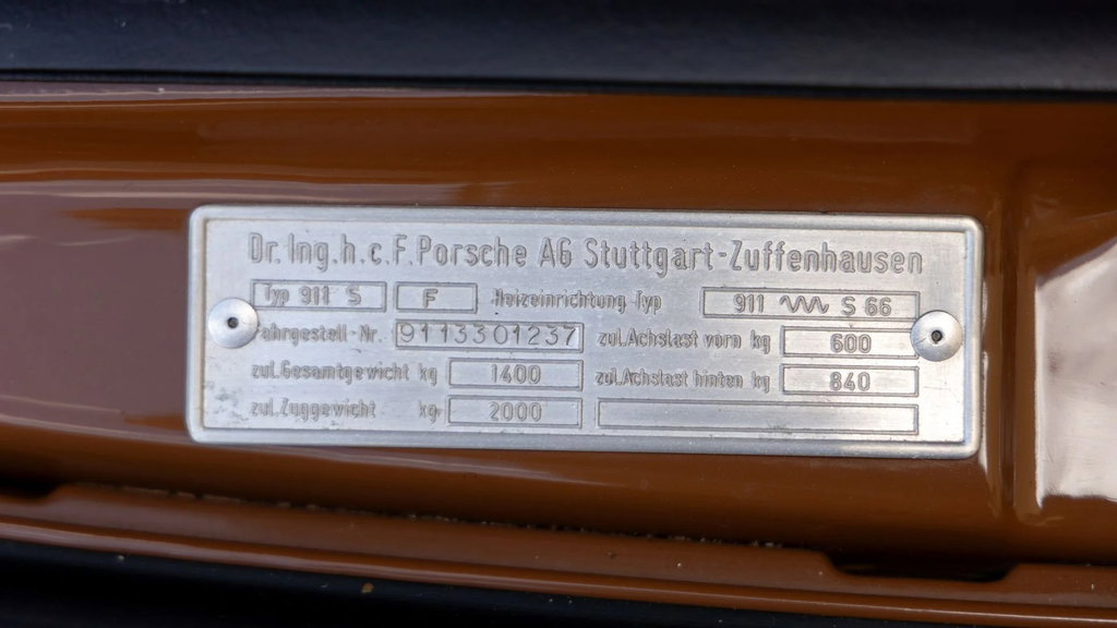 Porsche 911 S (F-Modell)