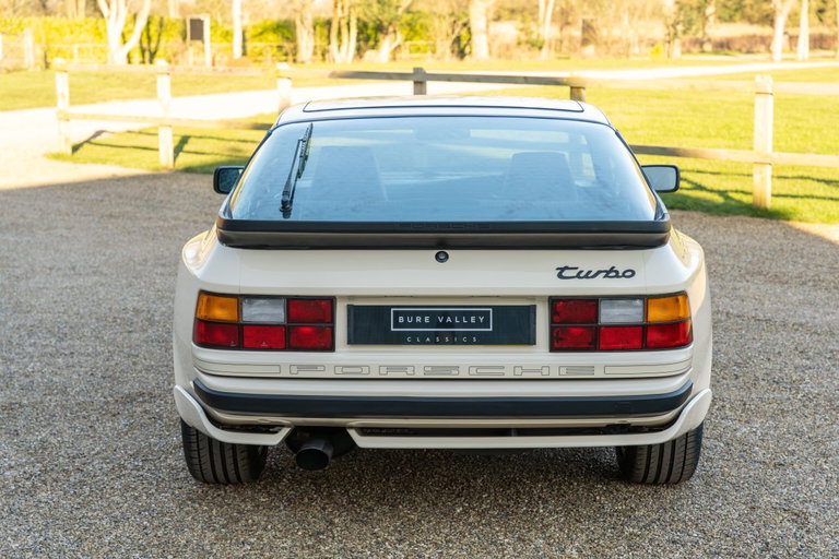 Porsche 944 Turbo Coupé