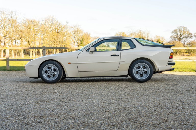 Porsche 944 Turbo Coupé