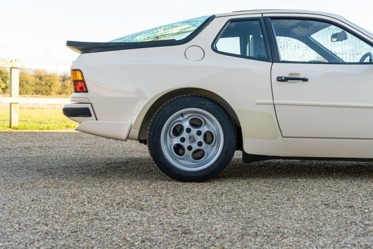 Porsche 944 Turbo Coupé