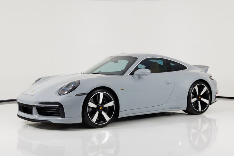 Porsche 992 Sport Classic