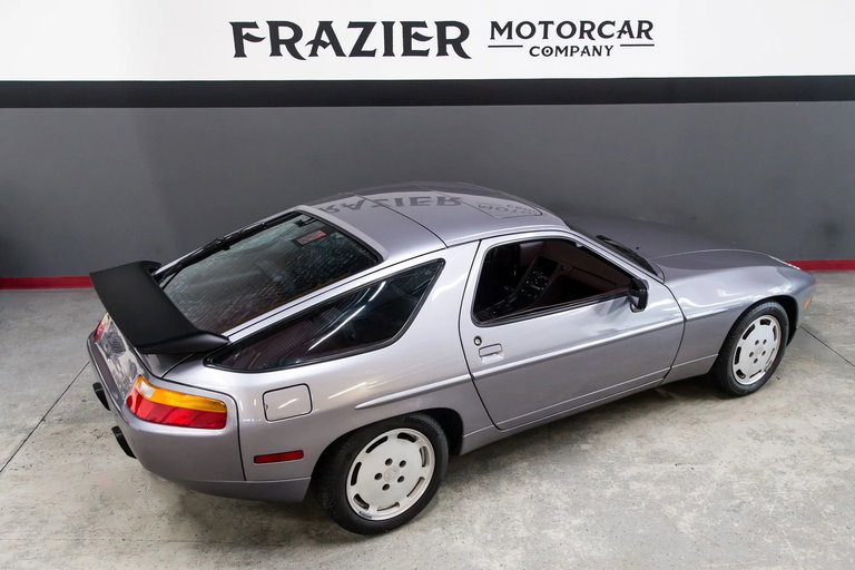 Porsche 928 S4