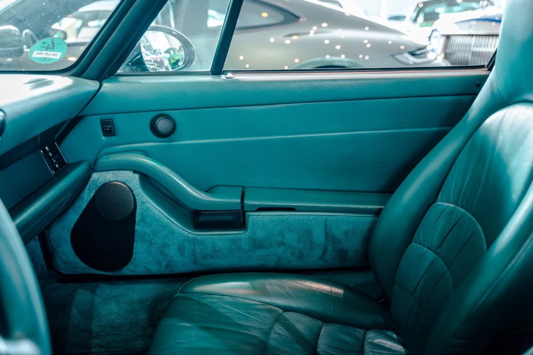 Porsche 993 Carrera 4S