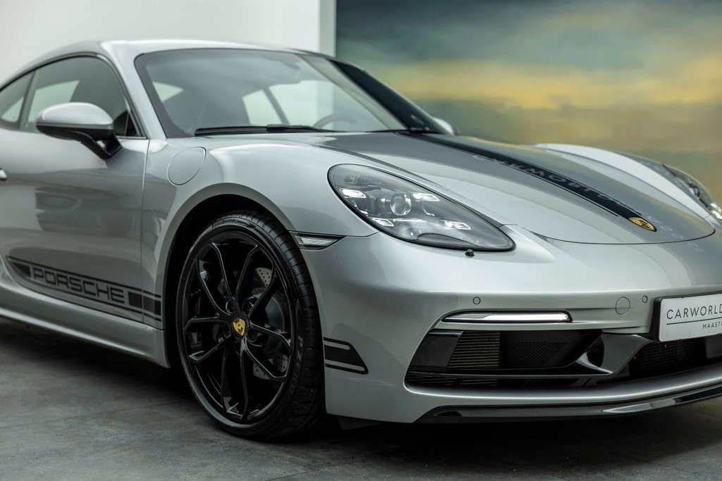 Porsche 718 Cayman Style Edition