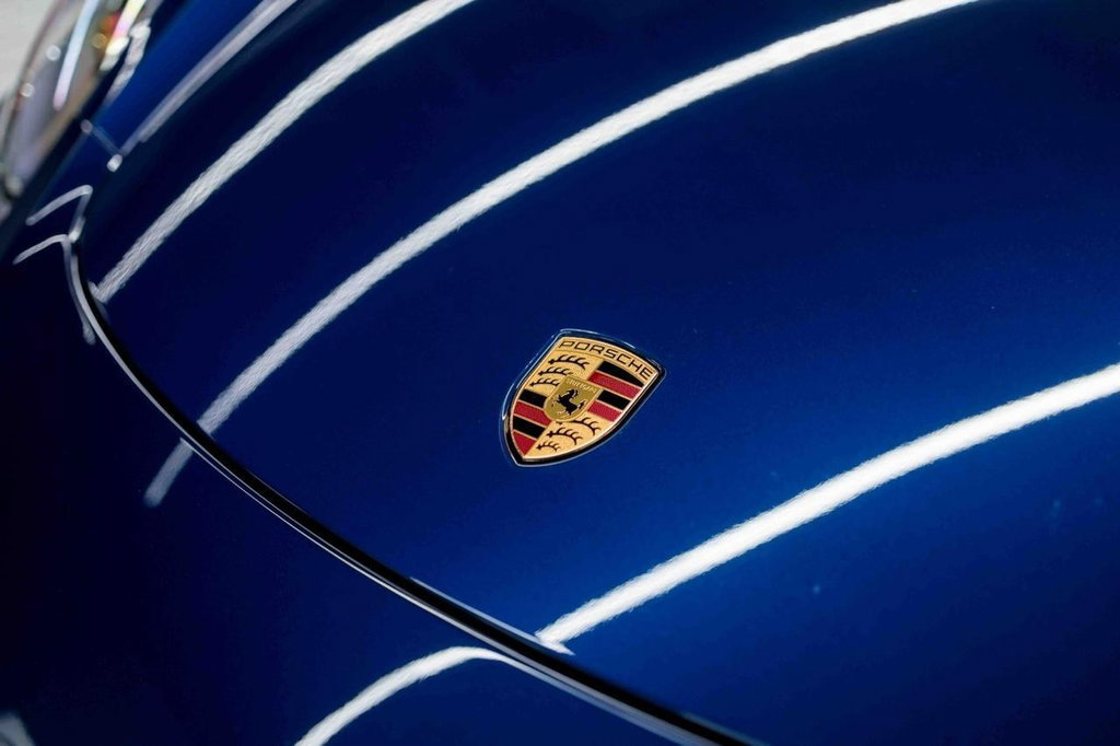 Porsche 718 Cayman