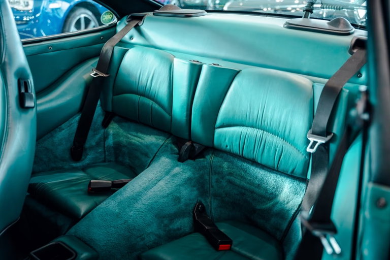 Porsche 993 Carrera 4S