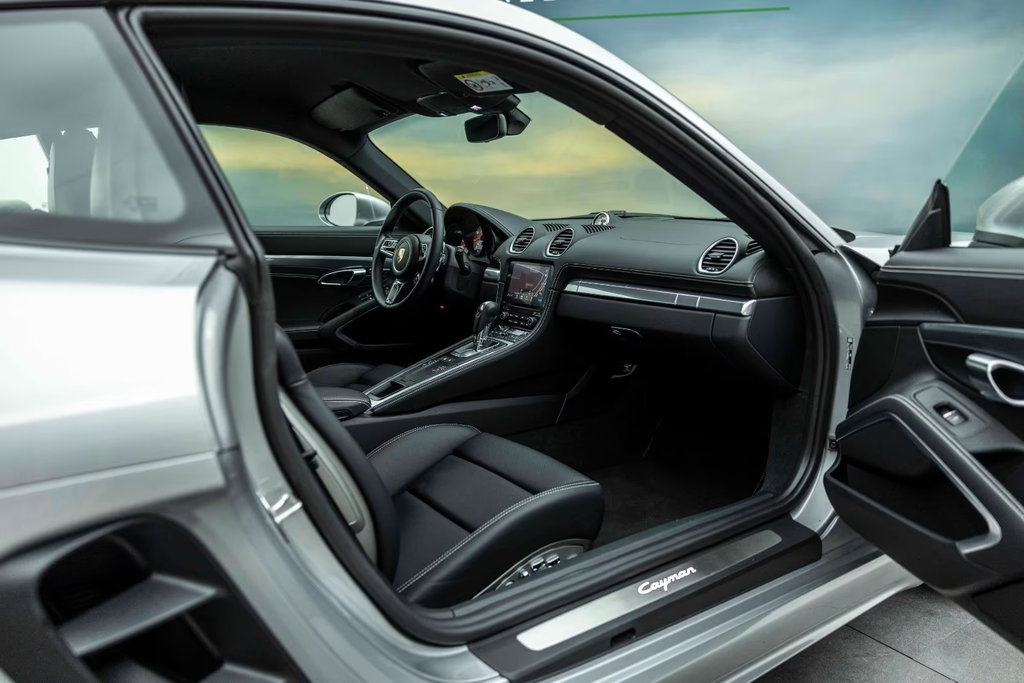 Porsche 718 Cayman Style Edition