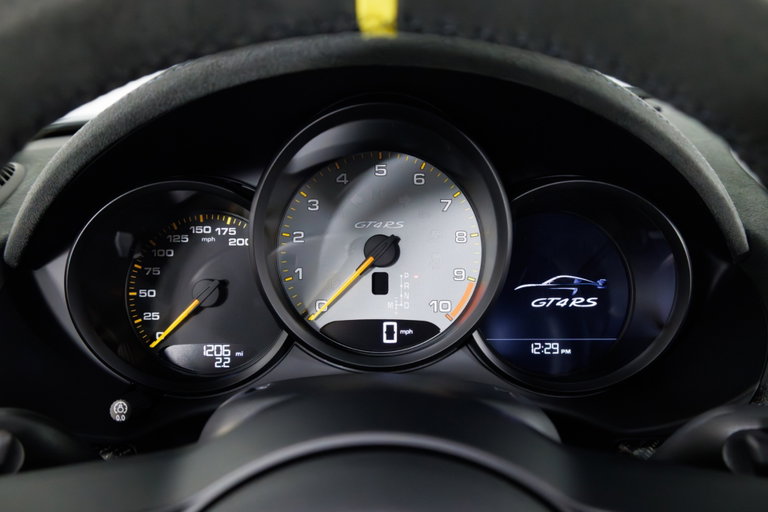 Porsche 718 Cayman GT4 RS