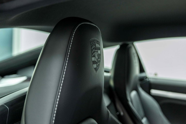 Porsche 718 Cayman Style Edition