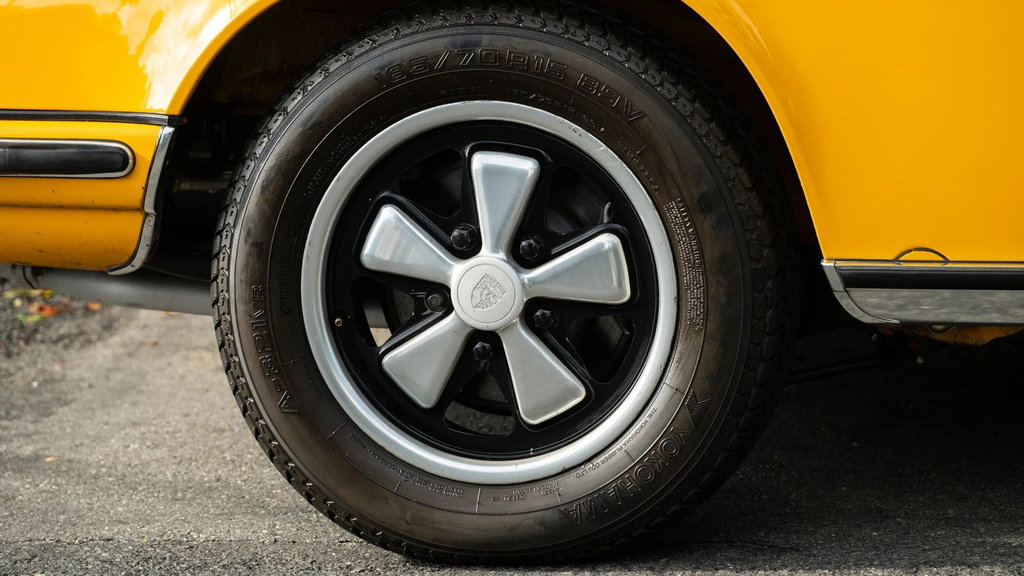 Porsche 911 E