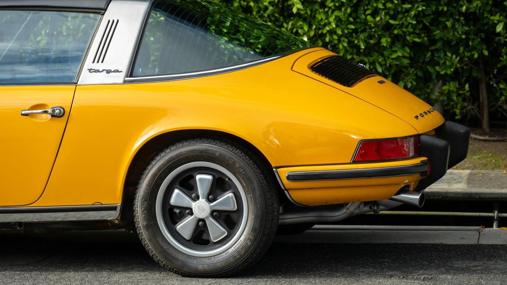Porsche 911 E