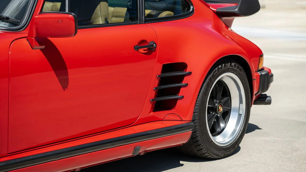 Porsche 911 Turbo Flachbau