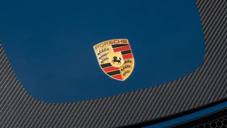 Porsche 718 Cayman GT4 RS