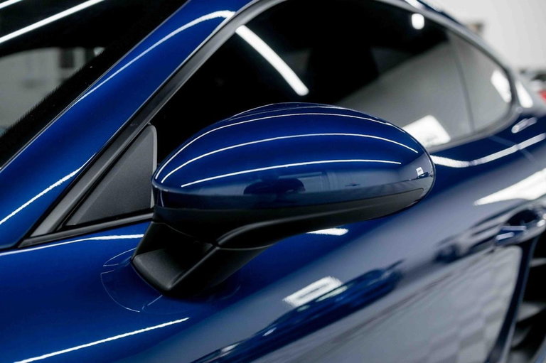 Porsche 718 Cayman