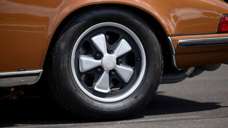 Porsche 911 S (F-Modell)