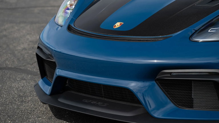 Porsche 718 Cayman GT4 RS