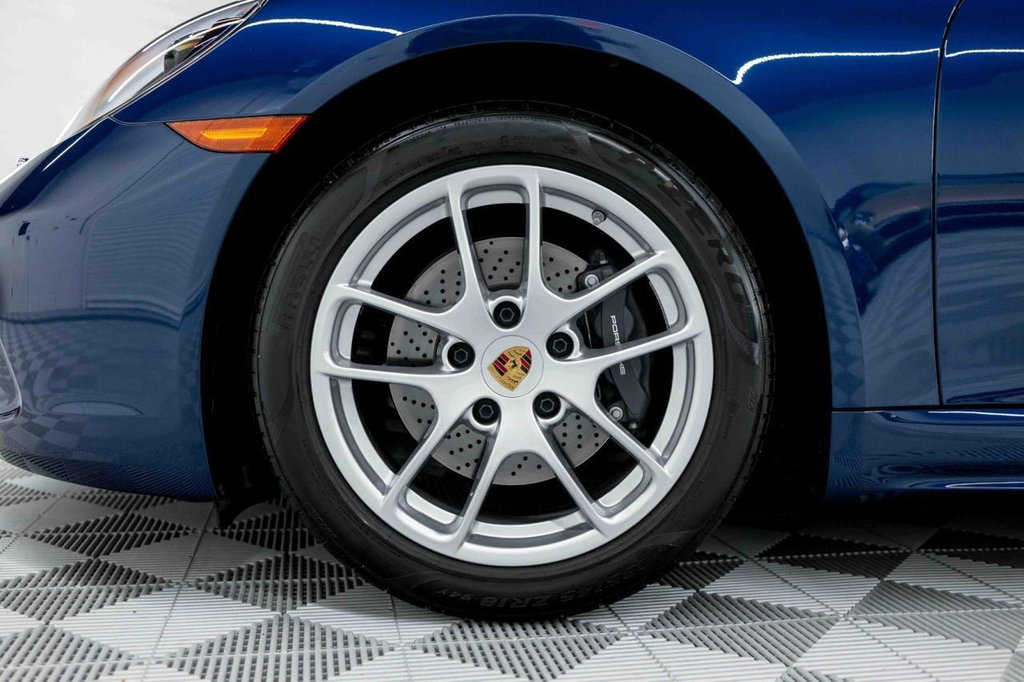 Porsche 718 Cayman