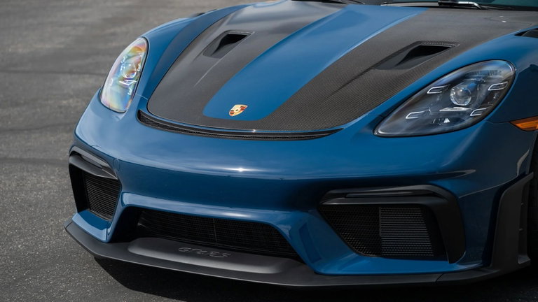 Porsche 718 Cayman GT4 RS