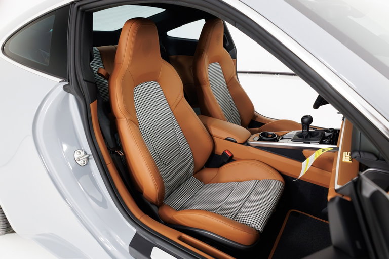 Porsche 992 Sport Classic