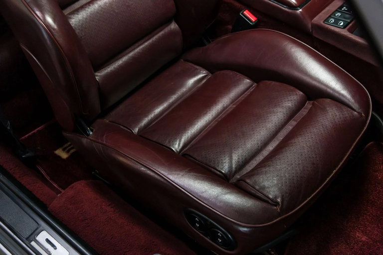 Porsche 928 S4
