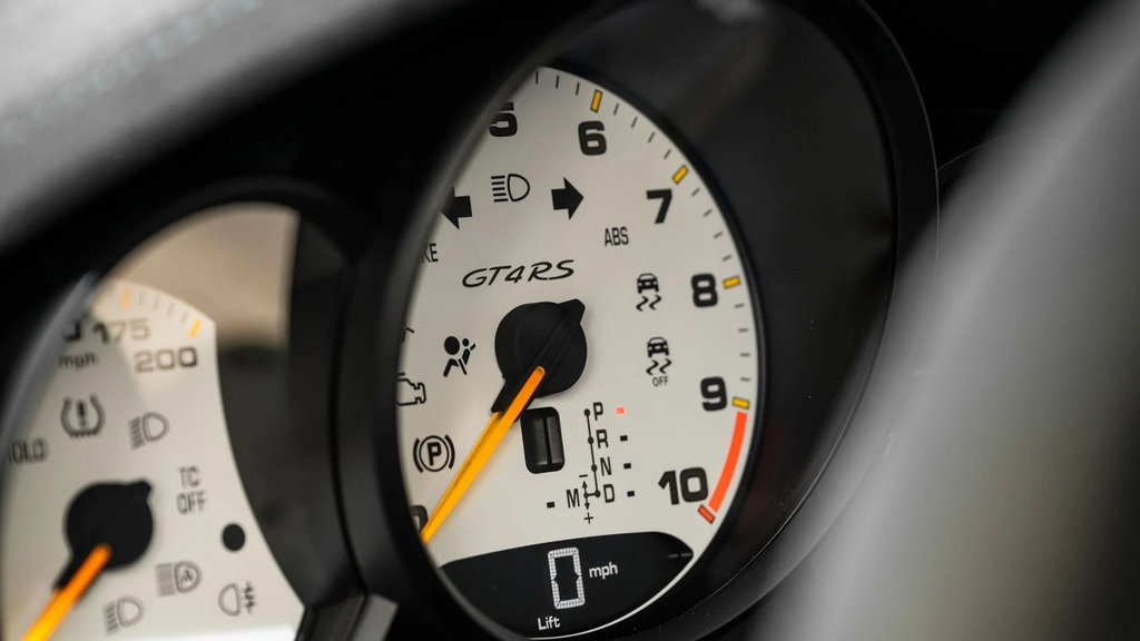 Porsche 718 Cayman GT4 RS