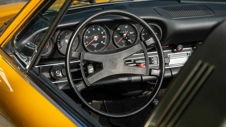 Porsche 911 E