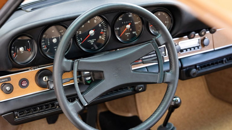 Porsche 911 S (F-Modell)