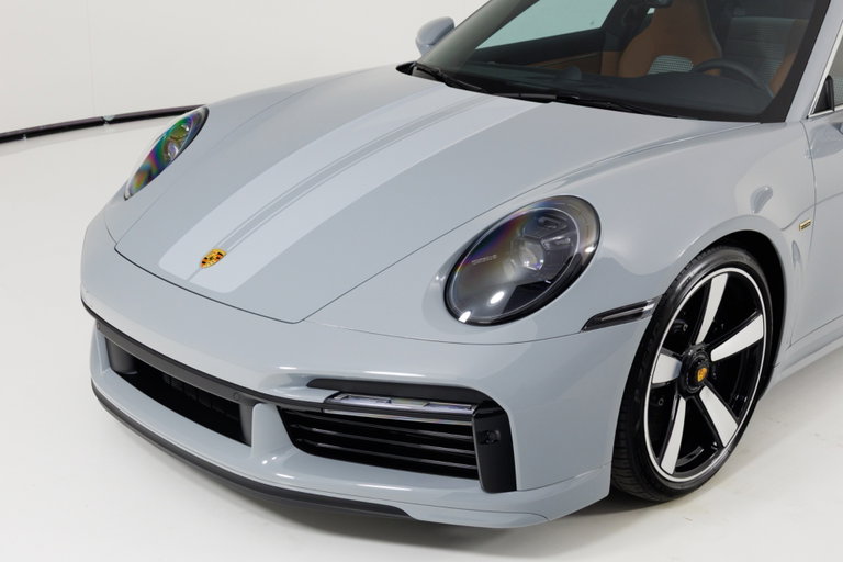 Porsche 992 Sport Classic