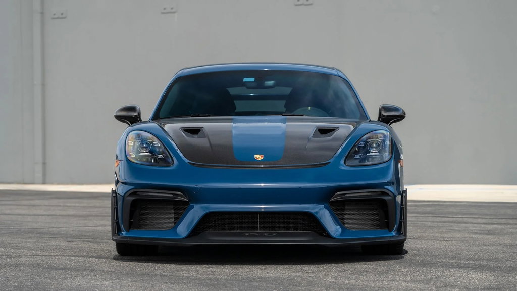 Porsche 718 Cayman GT4 RS
