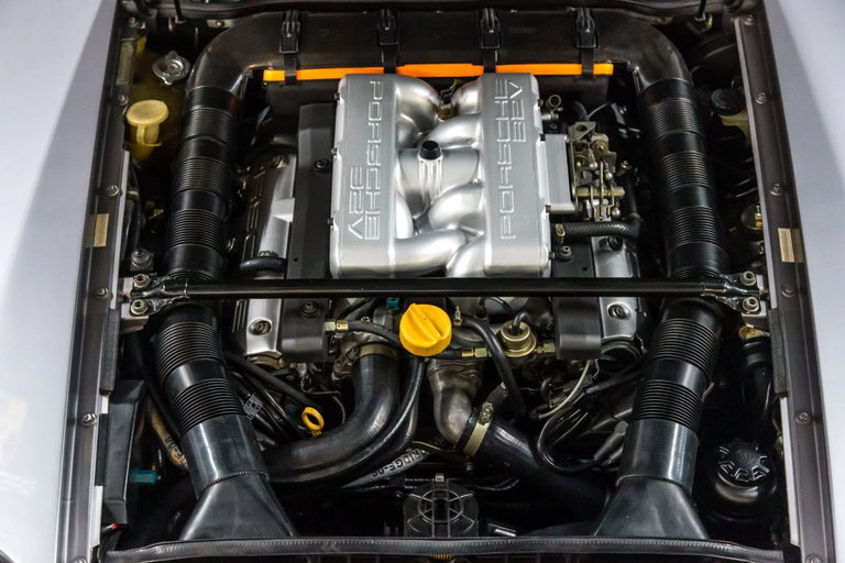 Porsche 928 S4
