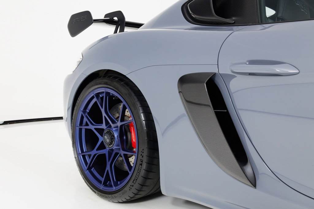 Porsche 718 Cayman GT4 RS