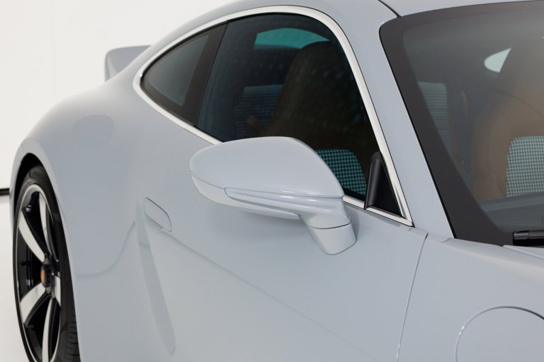Porsche 992 Sport Classic