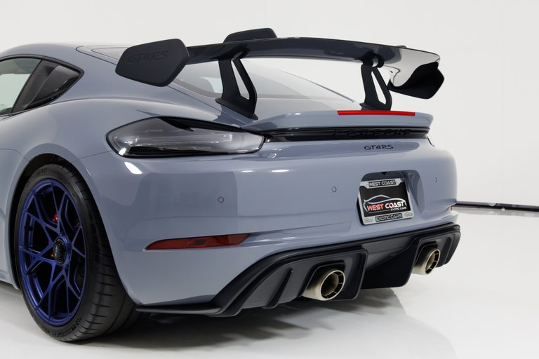 Porsche 718 Cayman GT4 RS